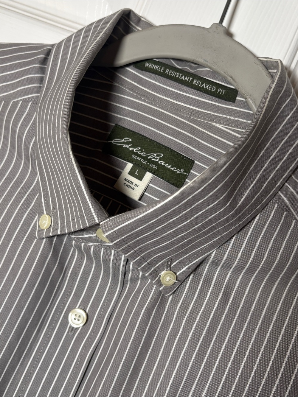 Eddie Bauer Gray White Striped Button Down Shirt L Wrinkle Resistant